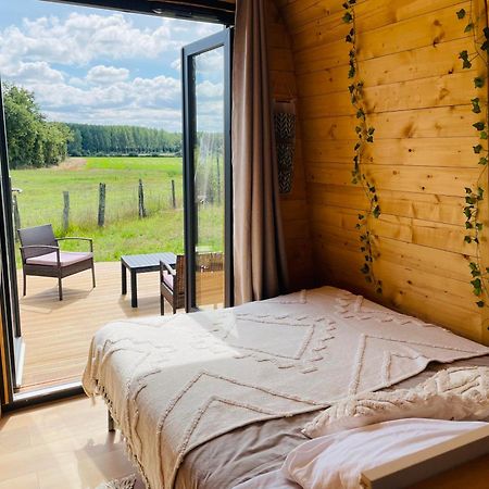 Logement Insolite : La Ruche Verte Monts-sur-Guesnes Екстер'єр фото