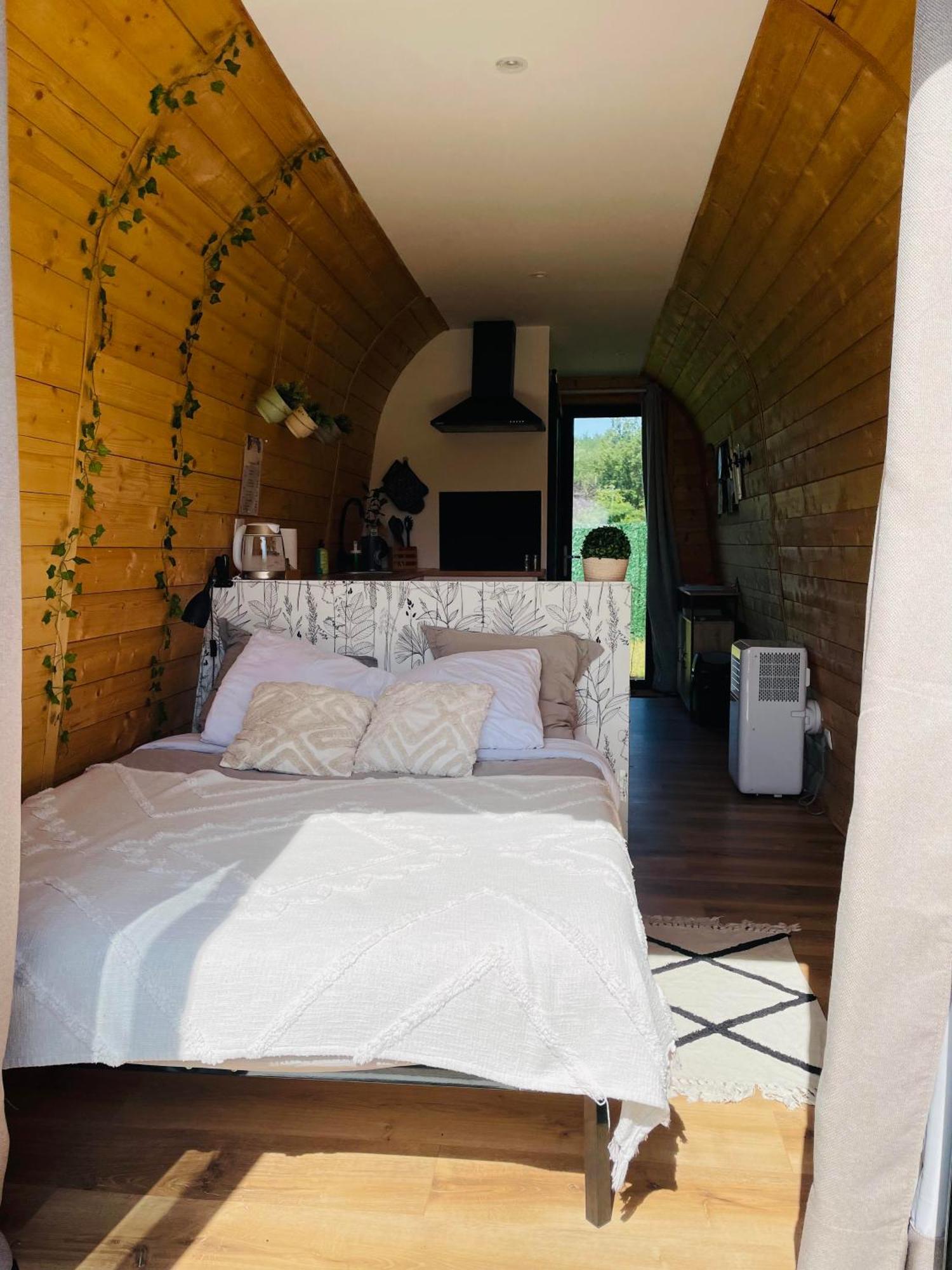 Logement Insolite : La Ruche Verte Monts-sur-Guesnes Екстер'єр фото